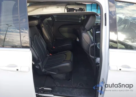 2025 Chrysler Pacifica Select z USA, uszkodzony, nr VIN 2C4RC1BG8SR578824